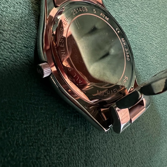 Michael Kors watch - Picture 6 of 6